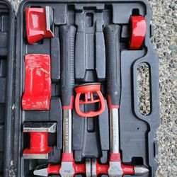 Maddox Tool Set