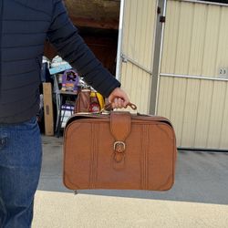 Vintage Grandfather Tan Leather Briefcase Carry On $50