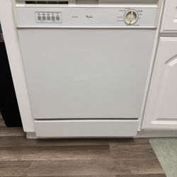 Whirlpool Dishwasher 