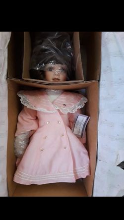 Collectable doll Deirdre excellent condition