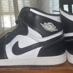 Jordan 1 Retro Black & White