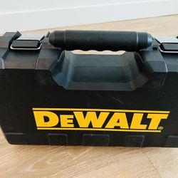 DEWALT 20V MAX Cordless Driver, Power Tool with 1Batterry
