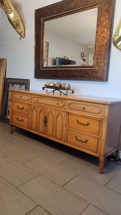 BEAUTIFUL LONG SOLID WOOD MCM DRESSER