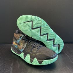 Kyrie 4 Mamba Mentality, Men’s sz 11.5