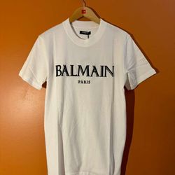 Balmain T Shirt. White