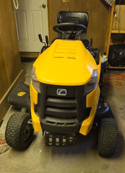 Cub Cadet 42" riding mower