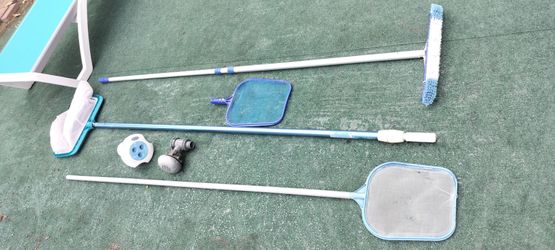 Pool accessories