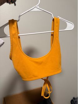 Women crop top
