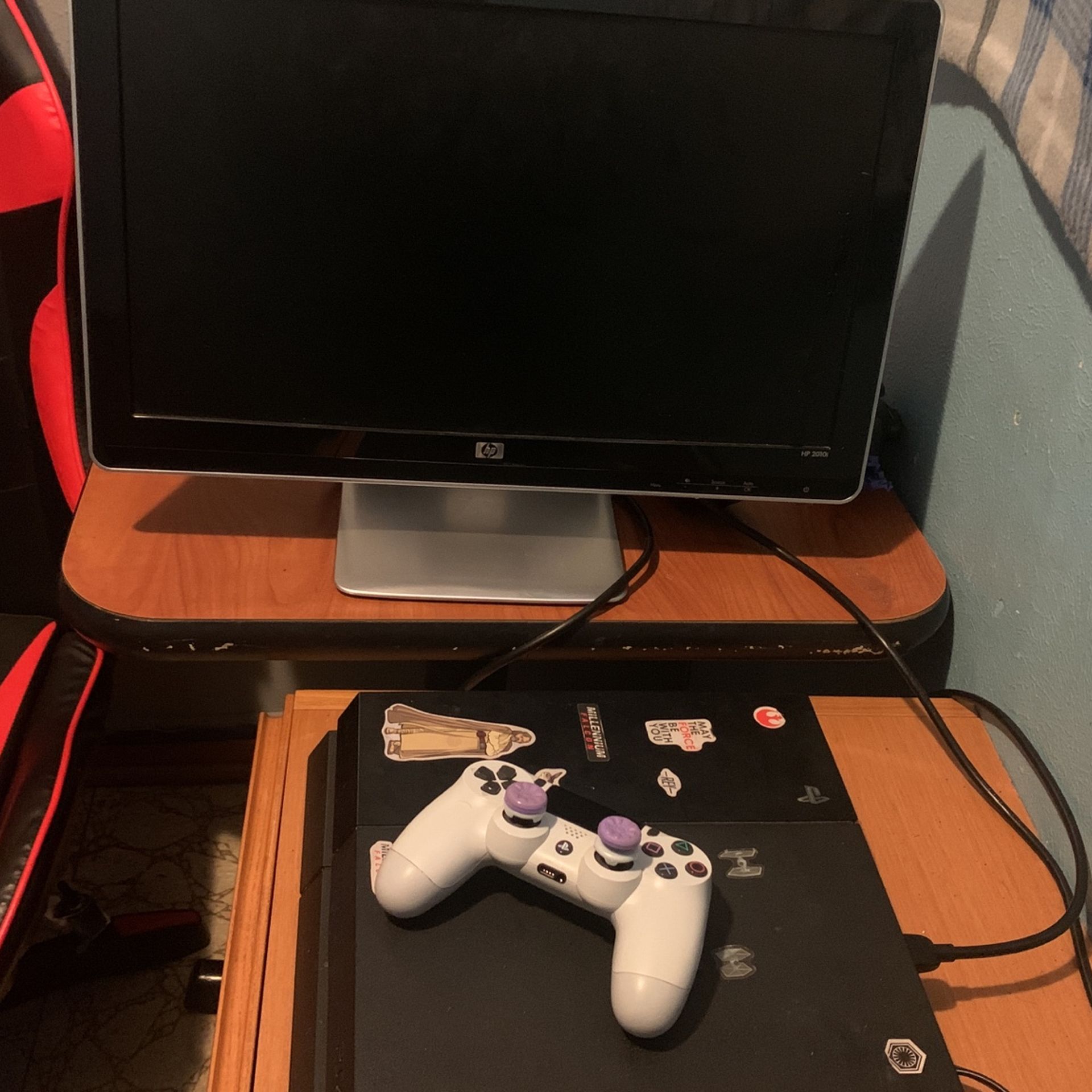 Selling Ps4,controller And Hp Monitor