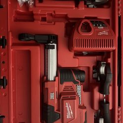 Milwaukee Rodary Hammer Vacuum 