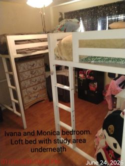 2 LOFT BEDS