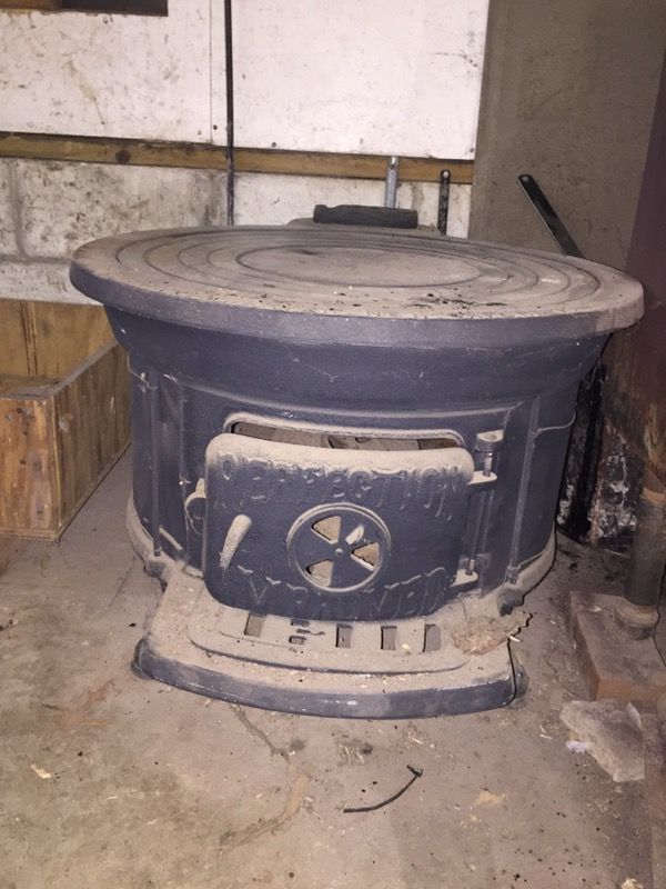 CAST IRON BUTCHER wood STOVE for Sale in Windsor, PA - OfferUp