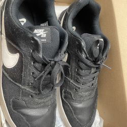 Nike SB SIZE 11$30