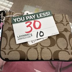 Coach Wristlet 
