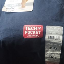 Men's  Flex Pants Levis Size 38 By 32