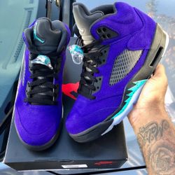 Jordan 5 Grape Size 11