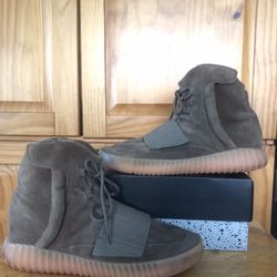 Adidas Yeezy Boost - 750 Light Brown Gum (Chocolate)