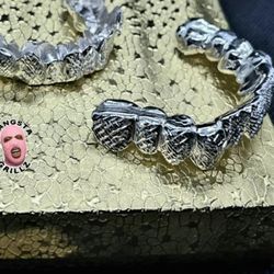 Silver Grillz