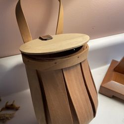 Multi use woven wood strips with leather handle