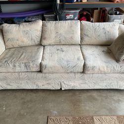 Couch PICK UP TODAY/TOMORROW ONLY