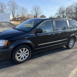 2016 Chrysler Town & Country
