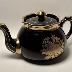BEAUTIFUL Vintage ARTHUR WOOD England Black And Gold Tea Pot w/ Roses 