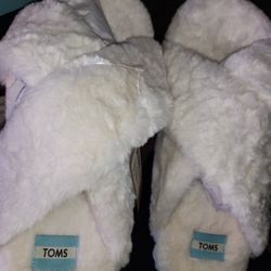 New Toms Susie Fur Slippers Size 9