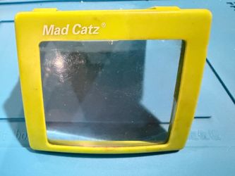 Mad Catz Kiwi Green Nintendo Gameboy Color Magnifier/Light Accessory