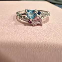 Soulin Jewelry, Pink and Blue Ring, Size 7 (For Both)