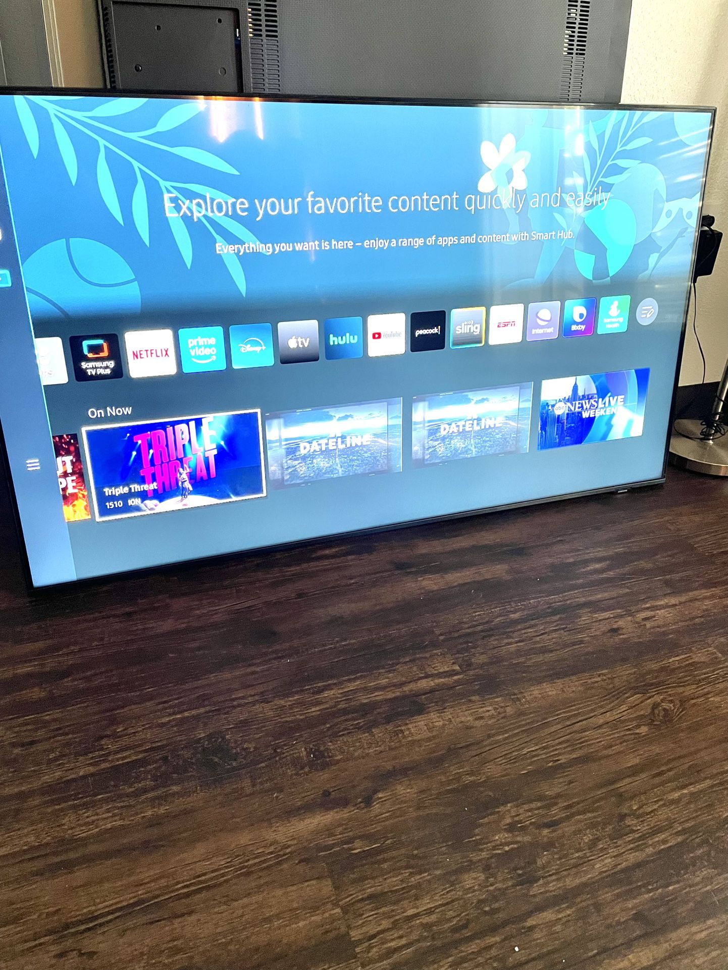 55”Samsung Crystal 4K 2160p UHD Smart TV HDR Model UN55CU8000 ((2023))