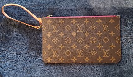Louis Vuitton Pouchette