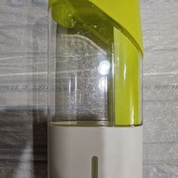 Pampered Chef Herb Keeper