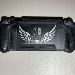Dockable Switch Case