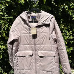 New: Patagonia Women’s Lost Canyon Jacket Size M