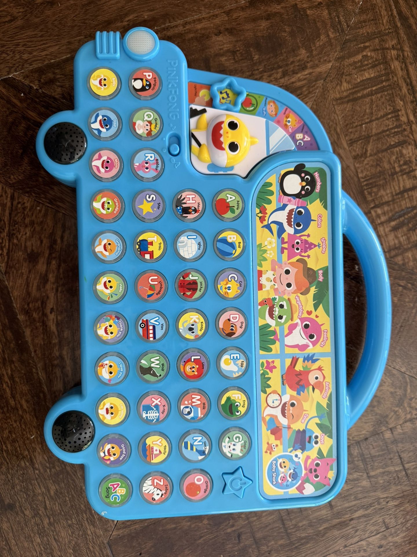 Pinkfong Baby Shark ABC Alphabet Bus Sound Pad