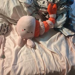 Plushie Shrimp 