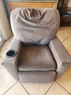 Kids recliner
