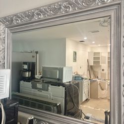  Large Beautiful Mirror, Silver Frame Wood Largue 