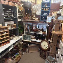 Vintage Decor, Furniture, Collectibles & More
