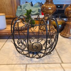 Rod Iron Candle Holder. Missing Two leaves