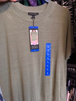 Banana Republic Women’s Short Sleeve Top