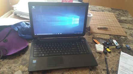 Perfect condition Toshiba satellite C55 laptop super slim.