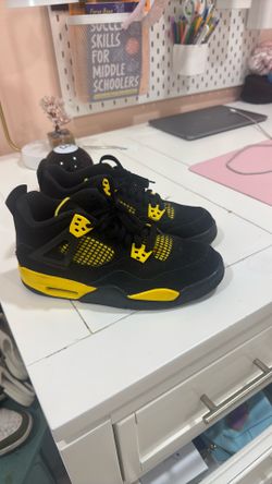 Jordan 4’s