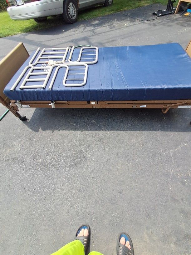 Invacare Full Electric Hospital Bed (Mattress Included)