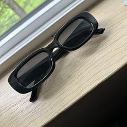 Black Sunglasses 