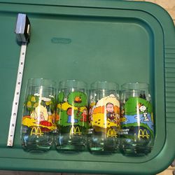 4 VINTAGE McDonald's Camp Snoopy Collection Glasses Peanuts Gang 6"