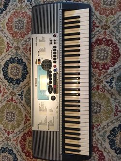 Yamaha electric keyboard