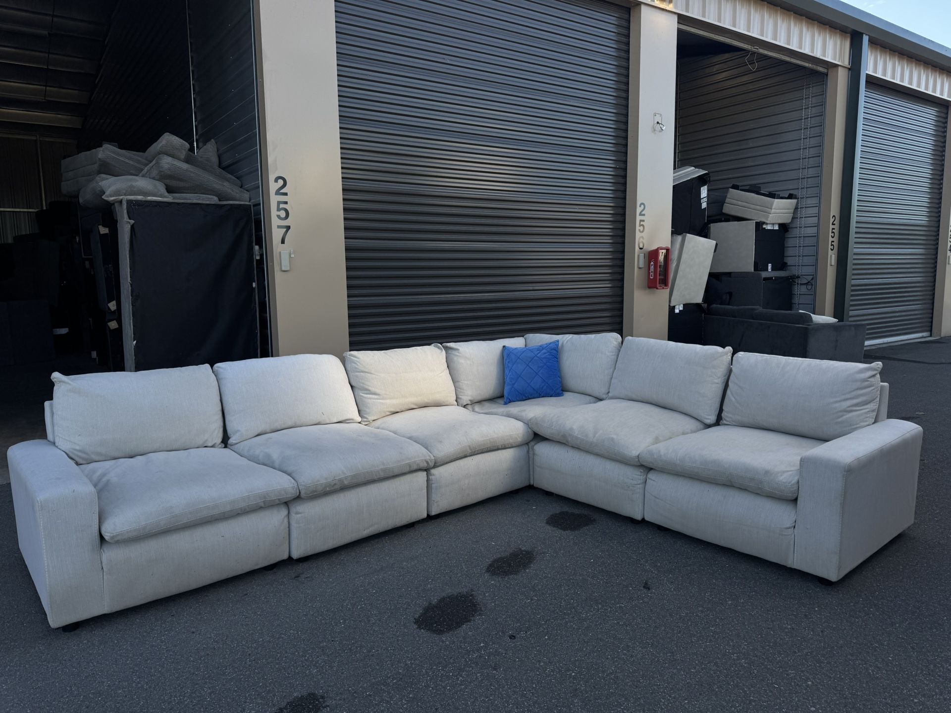 Sectional Couch 