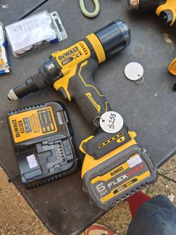 Dewalt 20volt rivet gun with FLEXVOLT battery and charger buy sale trade