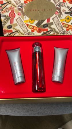 perry ellis men’s Cologne  360 Red. 3 piece  set